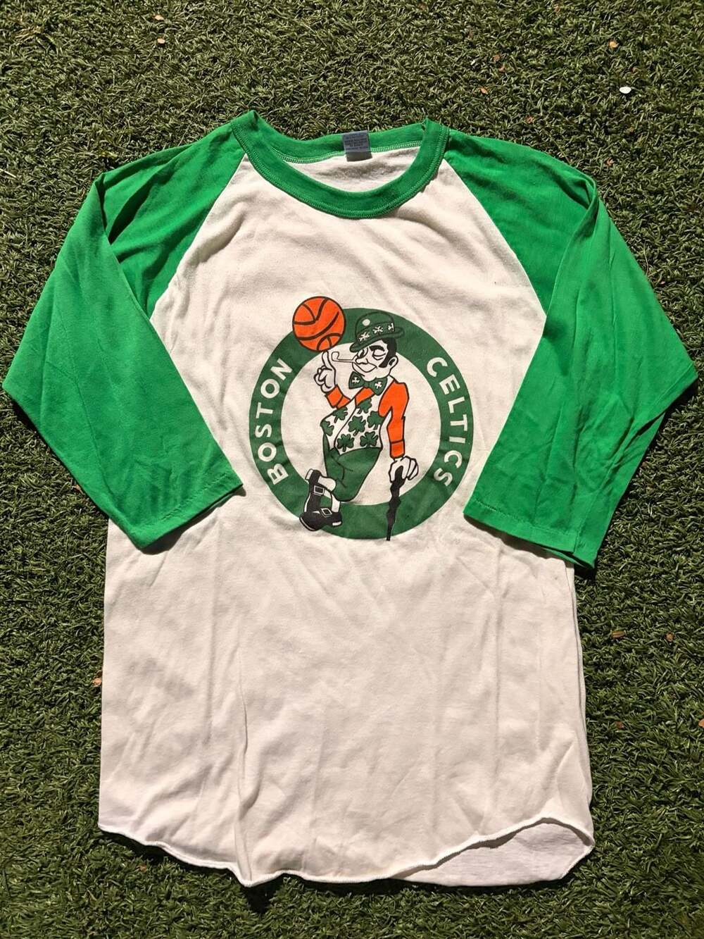 Vintage Boston Celtics Logo Raglan 3/4 Sleeve Graphic T-Shirt
